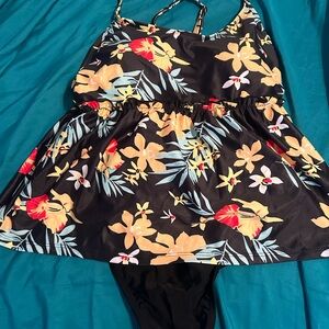Floral Black 2pc Swimsuit